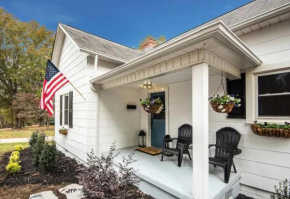 Southern Charm Cottage